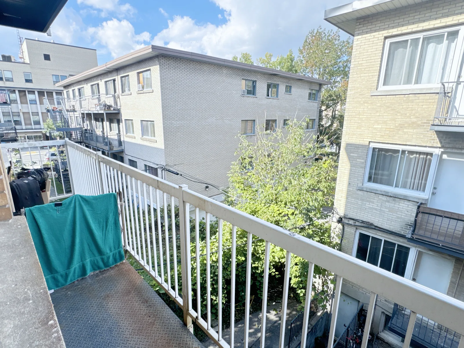 Balcon — 122