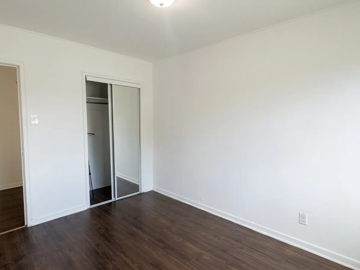 Chambre 2 — 122