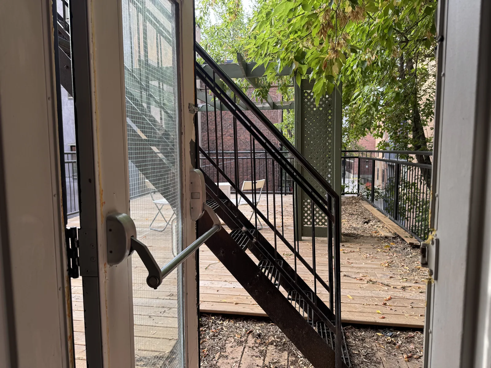 Balcon — 4