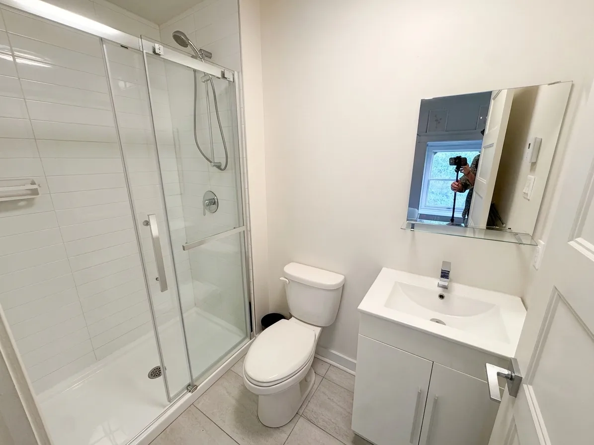 Salle de bain 1 — 7