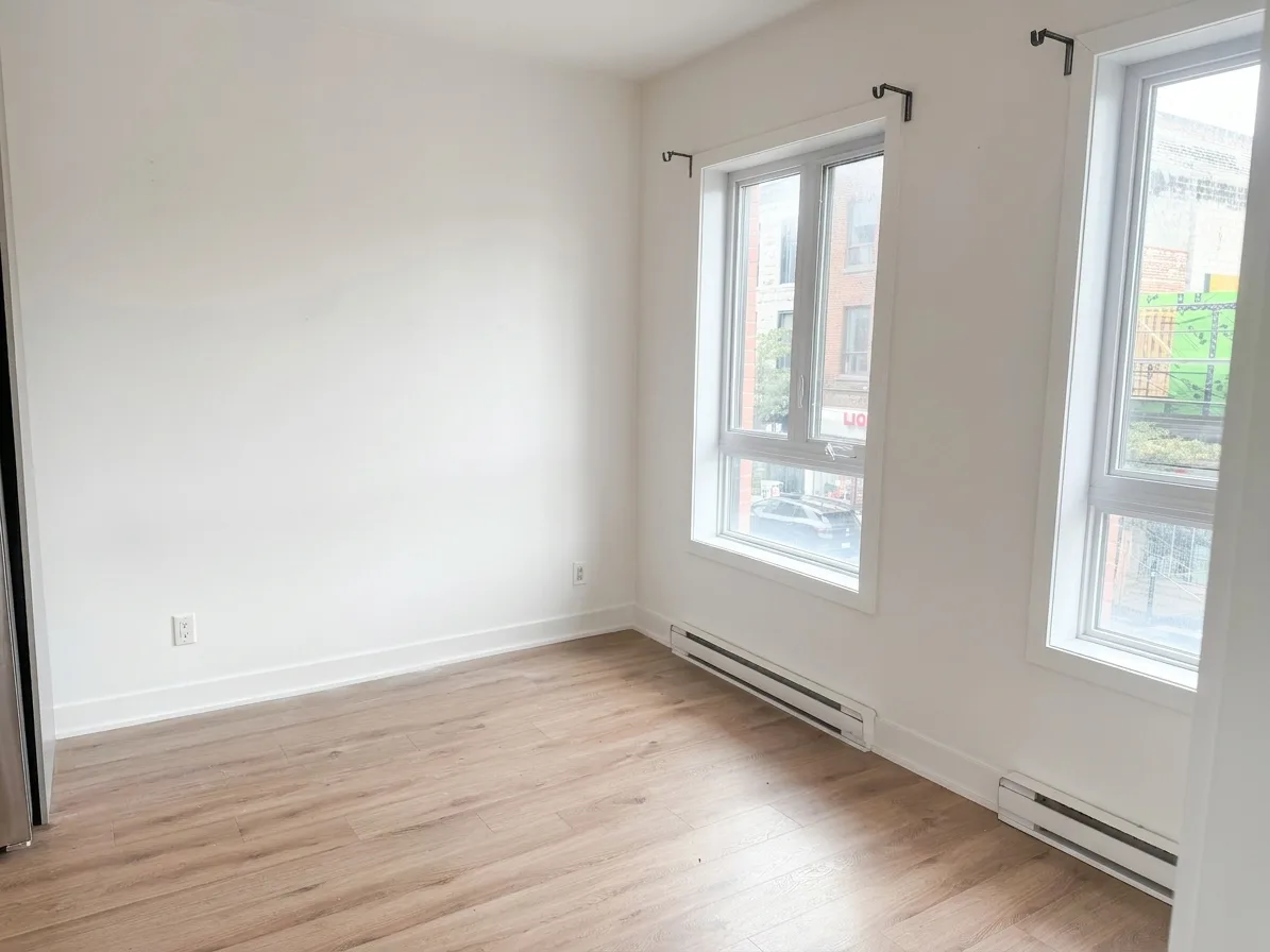 Salon — 204